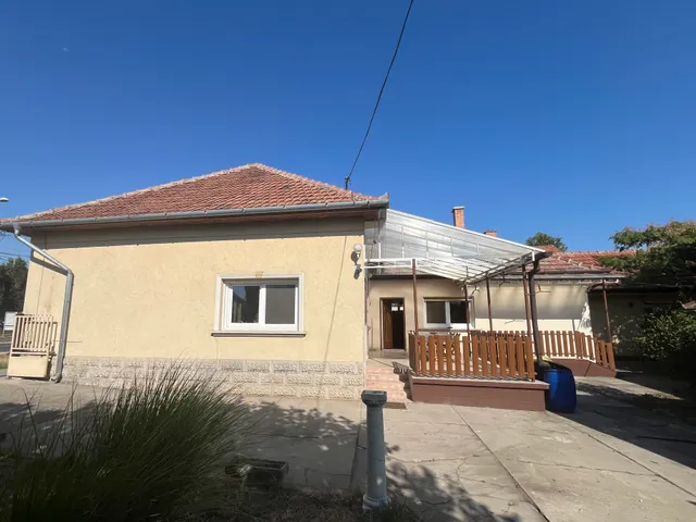 Eladó ház Albertirsa 140 nm