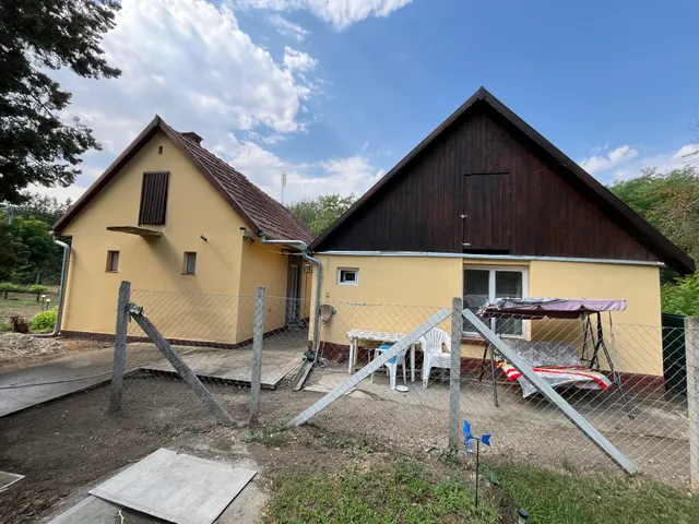 Eladó mezőgazdasági ingatlan Albertirsa 110 nm