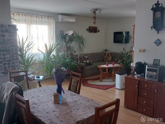 Eladó lakás Pécs, Kertváros 69 nm