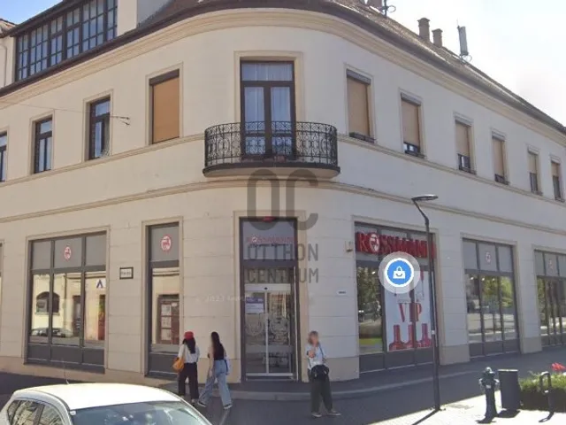 Eladó kereskedelmi és ipari ingatlan Sopron, Belváros 433 nm