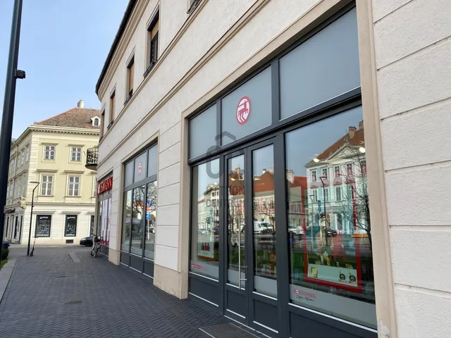 Eladó kereskedelmi és ipari ingatlan Sopron, Belváros 433 nm