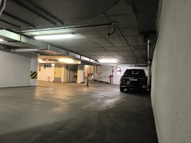 Eladó garázs Budapest IX. kerület, Belső Ferencváros 30 nm