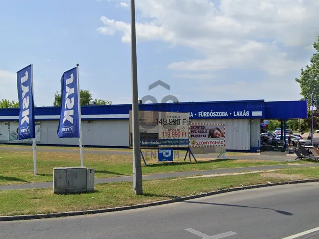 Eladó kereskedelmi és ipari ingatlan Siófok 4593 nm