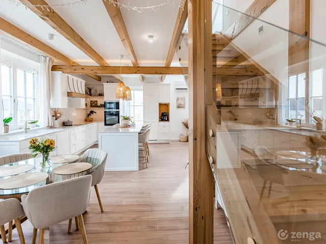 Eladó ház Szár 135 nm