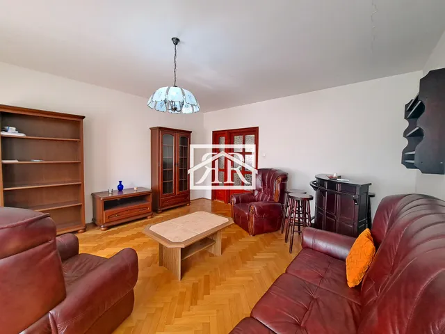 Kiadó lakás Szeged, Belváros, Kossuth Lajos sugárút 18-20 79 nm