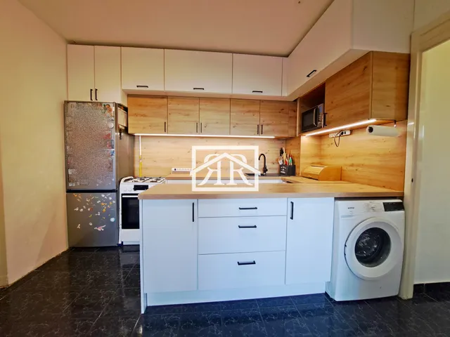 Eladó lakás Szeged, Tarján 69 nm