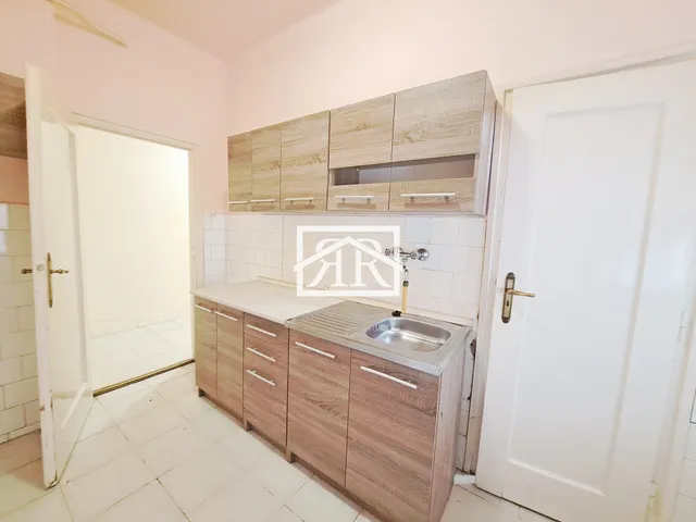 Kiadó lakás Szeged, Belváros, József Attila sgt 69 nm