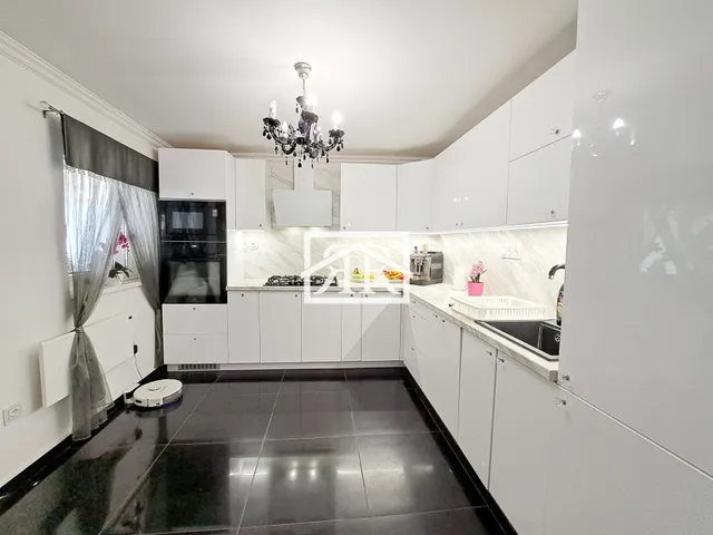 Eladó ház Szeged, Belváros 217 nm