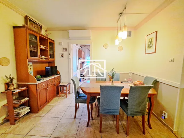 Eladó lakás Szeged, Belváros, Szilléri sugárút 80 nm