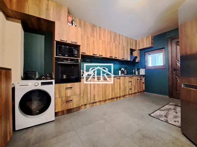 Eladó lakás Szeged, Rókus, Damjanich utca 89 nm