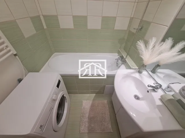 Eladó lakás Szeged, Belváros, Szilléri sgt 77 nm