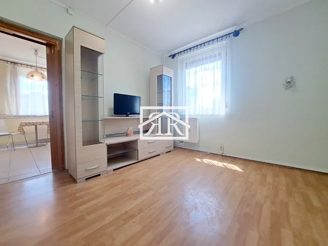 Kiadó lakás Szeged, Fodorkert, József Attila sgt 66 nm