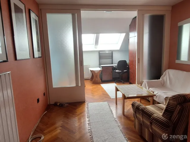 Eladó lakás Jászberény, Megyeház 78 nm