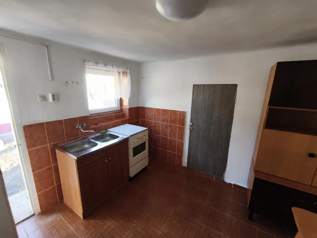 Eladó ház Biri 54 nm