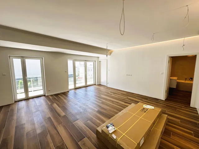 Eladó lakás Pécs, Mecsekoldal 106 nm