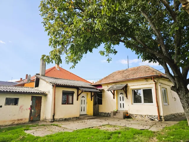 Eladó ház Pécs, Budai városrész 70 nm