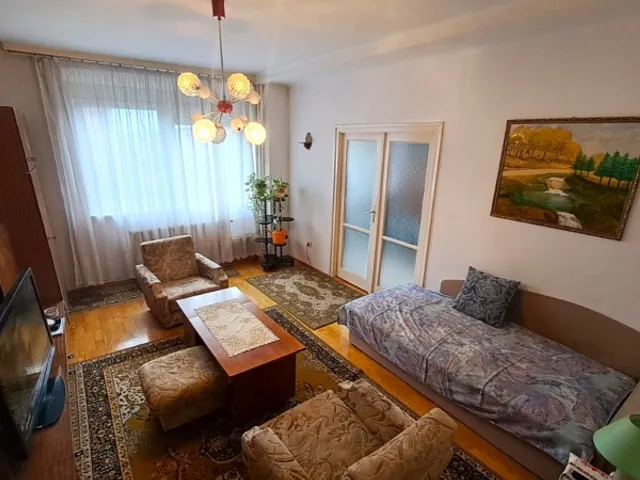 Eladó lakás Pécs, Uránváros 60 nm