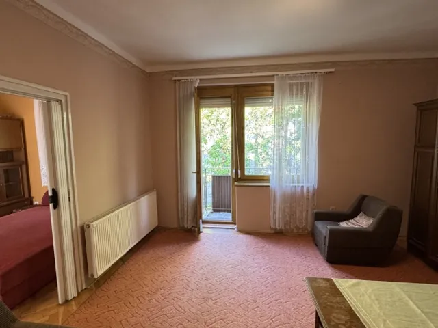 Eladó lakás Komló 54 nm