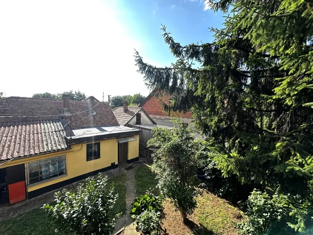 Eladó ház Pécs, Újhegy 120 nm