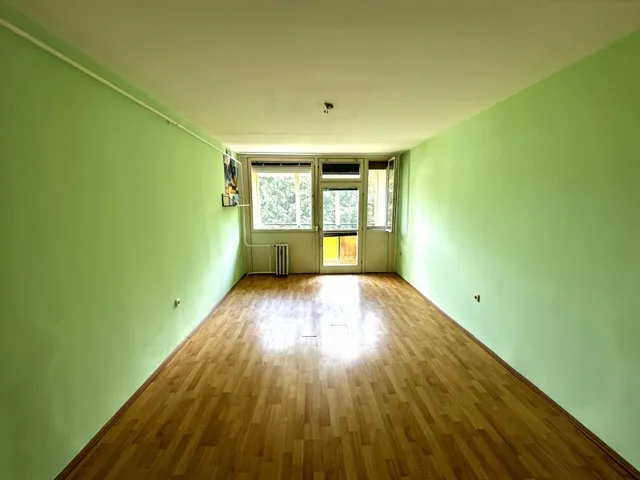 Eladó lakás Pécs, Malomvölgyi út 52 nm