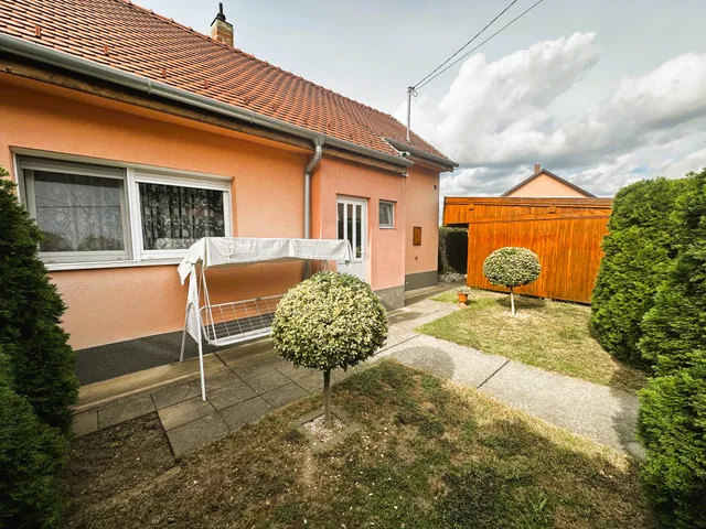 Eladó ház Pécs, Kertváros 60 nm