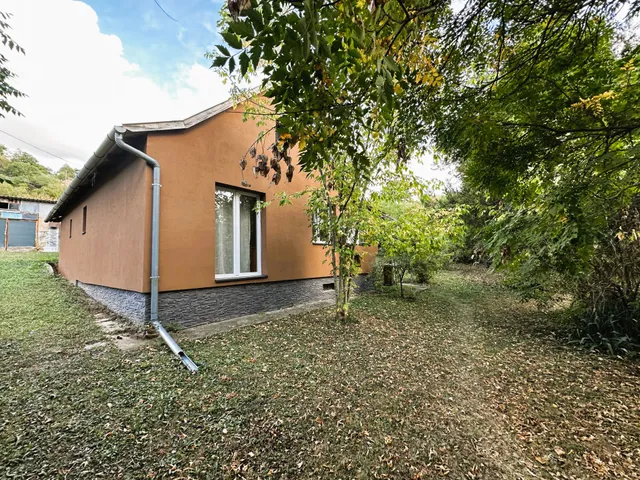 Eladó ház Pécs, Vasas 75 nm
