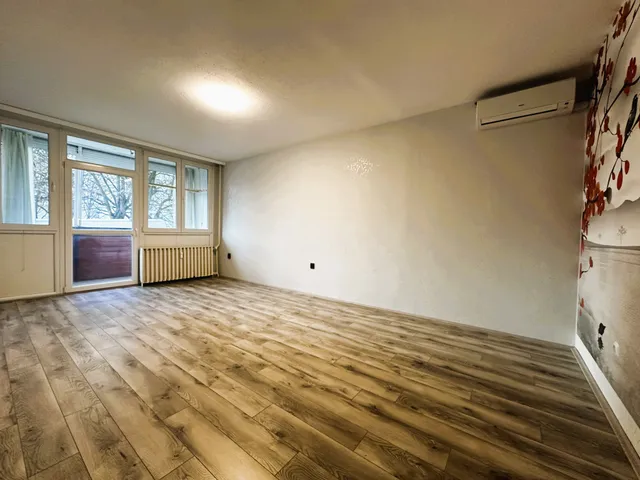 Eladó lakás Pécs, Kertváros 70 nm