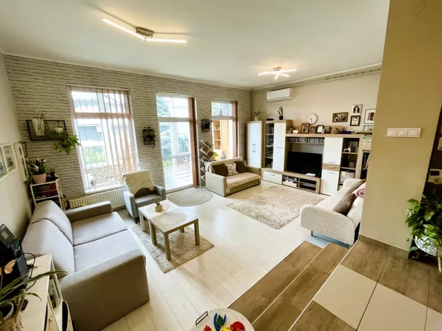 Eladó lakás Pécs, Patacs 113 nm