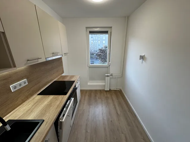 Eladó lakás Pécs, Kertváros, Uitz Béla 2. 40 nm