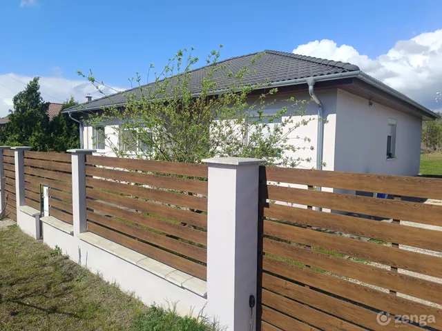 Eladó ház Ágasegyháza 120 nm