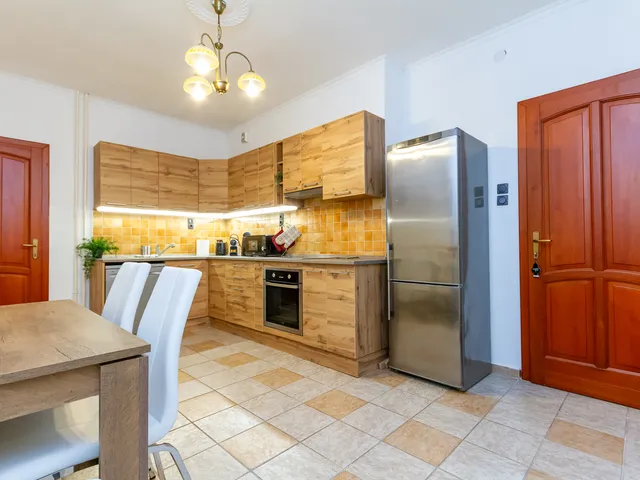 Eladó lakás Budapest V. kerület, Belváros, Irányi utca 107 nm