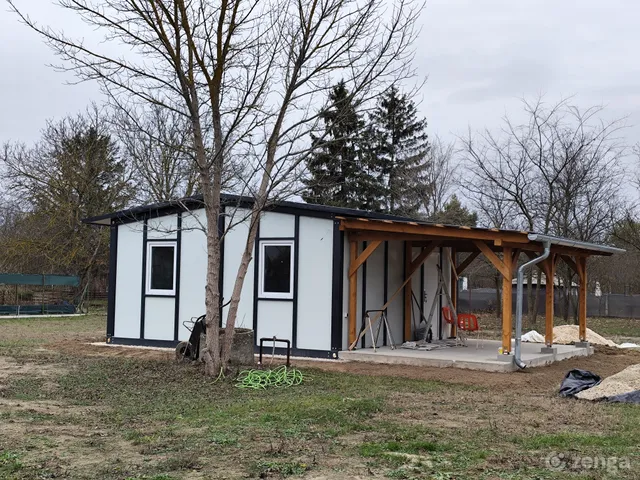 Eladó üdülő és hétvégi ház Tápiószentmárton 35 nm