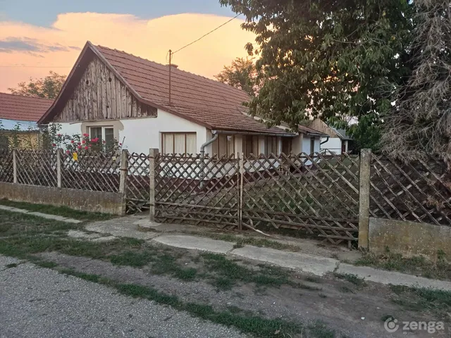 Eladó ház Bakonszeg 70 nm