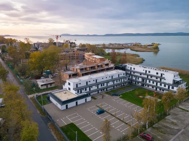 Eladó lakás Balatonszemes, Ady E. utca 6. 63 nm