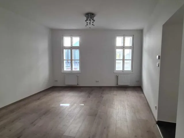 Eladó lakás Győr, Belváros 117 nm