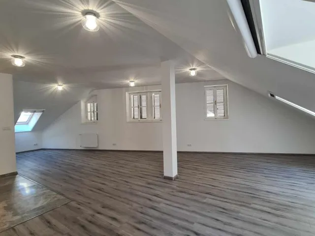 Eladó lakás Győr, Belváros 107 nm