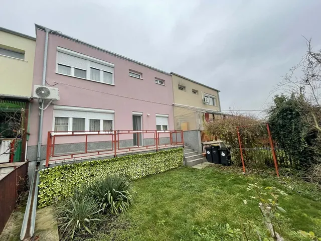 Eladó ház Abda 95 nm