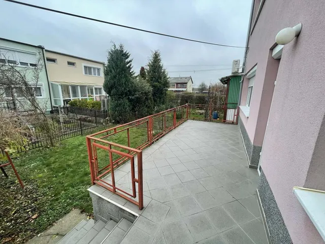Eladó ház Abda 95 nm
