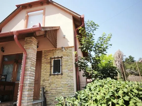 Eladó ház Győrújbarát 166 nm