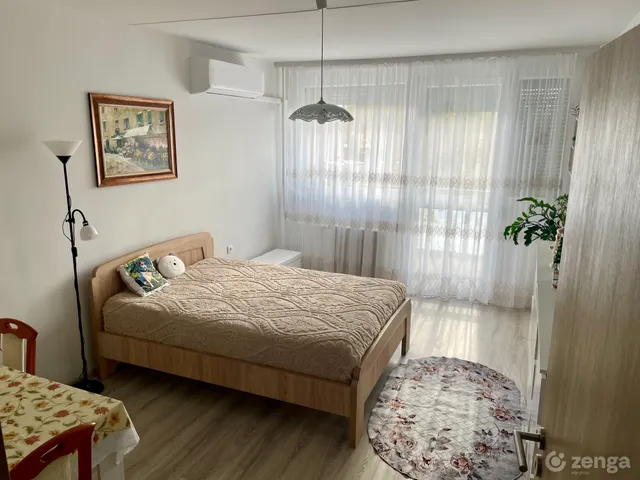 Eladó lakás Pécs, Kertváros 59 nm