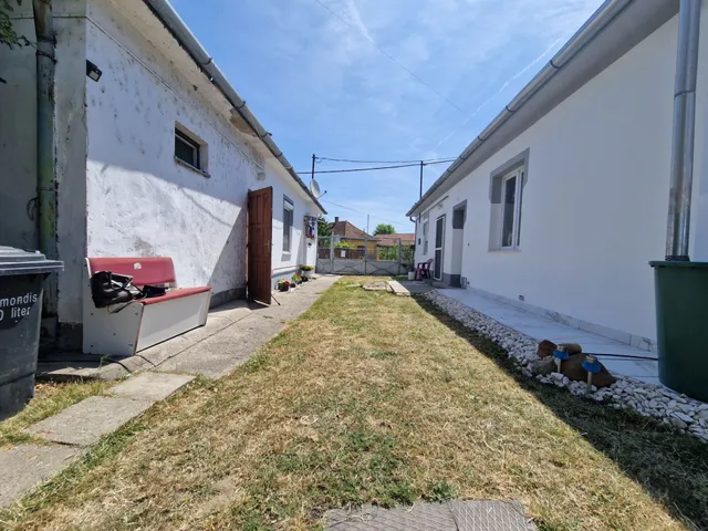 Eladó lakás Szolnok, Meggyesitelep 40 nm