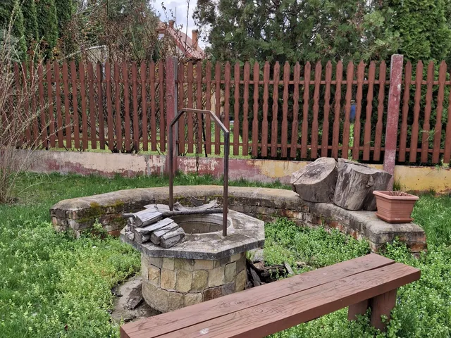 Eladó telek Szolnok, Alcsisziget 560 nm