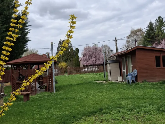 Eladó telek Szolnok, Alcsisziget, Jávorfa utca 560 nm