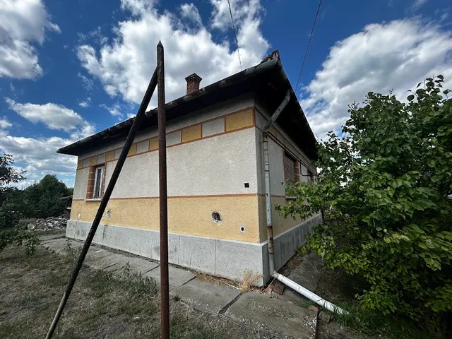 Eladó ház Besenyszög 85 nm