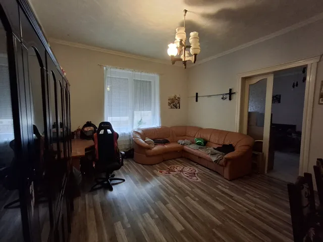 Eladó ház Szolnok, Belváros 60 nm