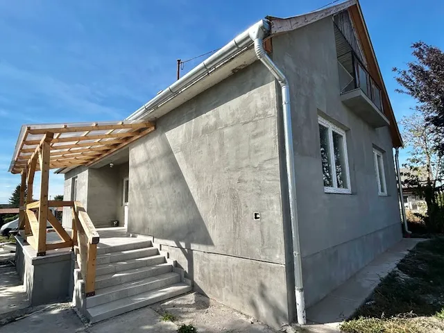 Eladó ház Újszász 110 nm