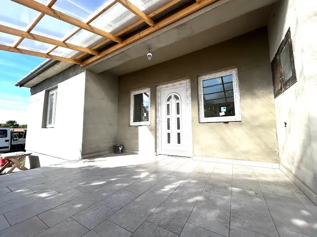 Eladó ház Újszász 110 nm