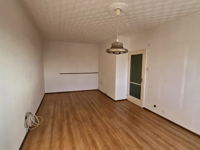 Eladó lakás Szolnok 37 nm