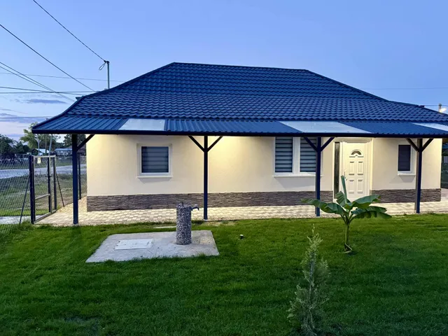 Eladó ház Tiszaföldvár 61 nm