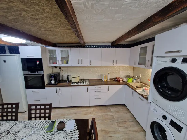 Eladó ház Jászladány 110 nm